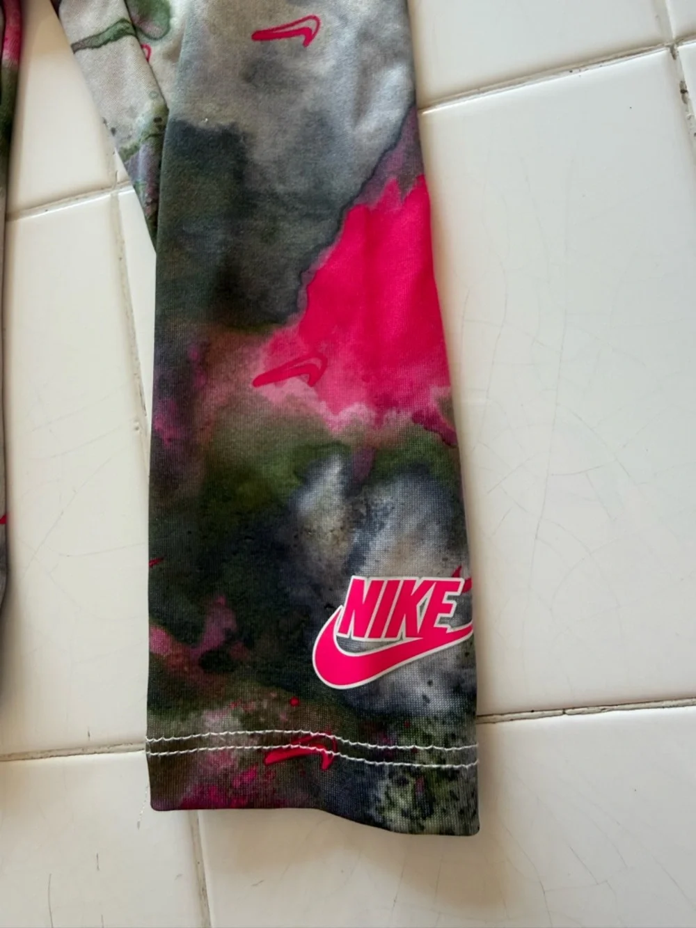 Nike Toddler Girls 2T Athletic Pink Hoodie and Leggings 2 Piece Set EUC - Picture 10 of 11